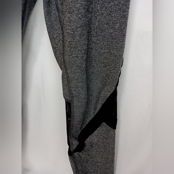 2/$30 REEBOX Gray Athletic Leggings(#1,194) - Picture 3 of 6